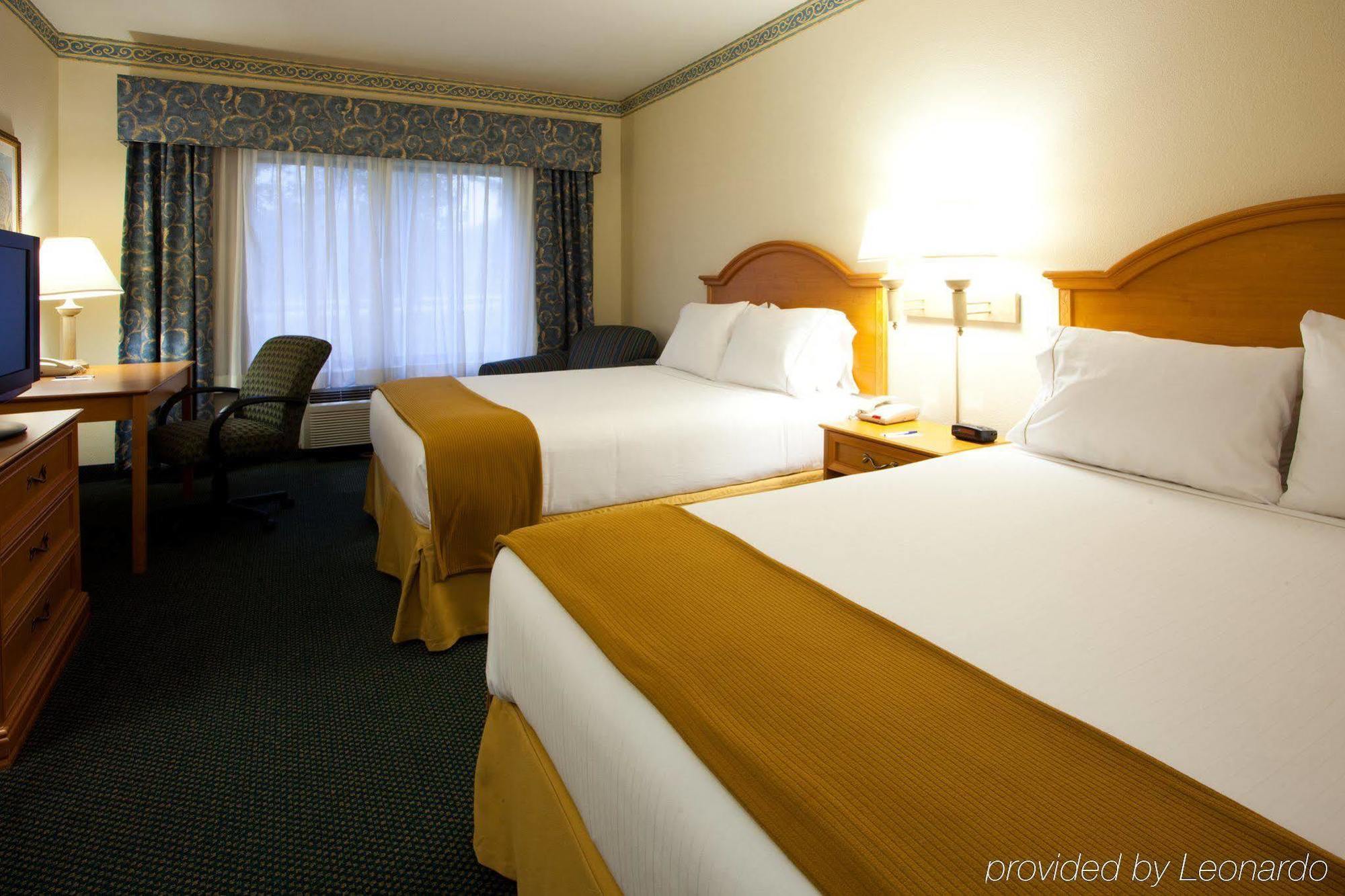Holiday Inn Express Hotel & Suites Jacksonville-Blount Island By Ihg Стая снимка